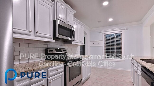 Building Photo - 995 Yarrow Ln