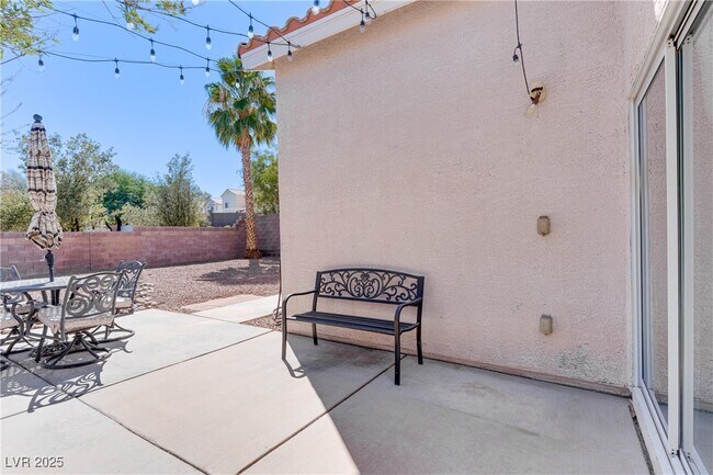 Building Photo - 2259 Smokey Sky Dr