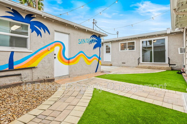 Building Photo - 4535 Winona Ave