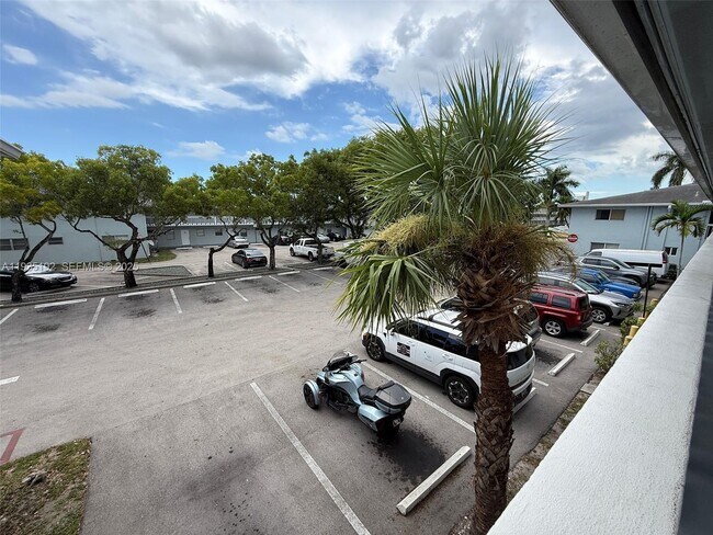 Building Photo - 4271 NW 5th St