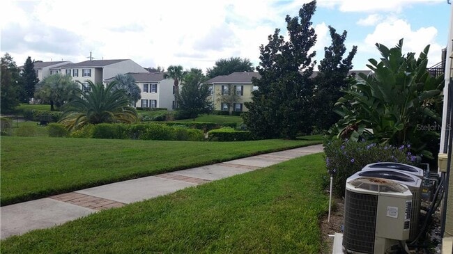 Building Photo - 2041 Dixie Belle Dr