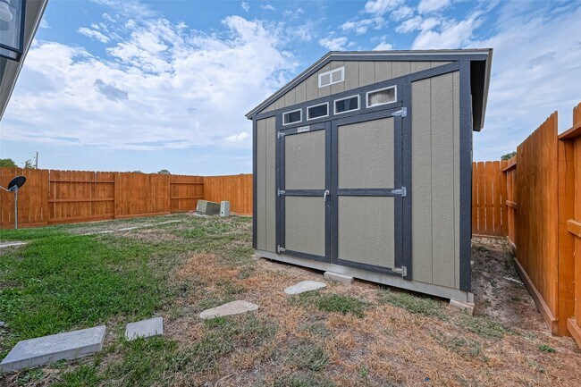 Building Photo - 6906 Anson Point Ln