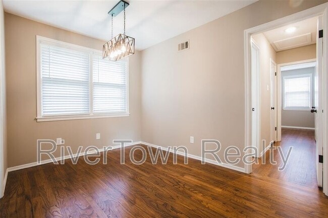 Building Photo - 4415 E Mallory Ave