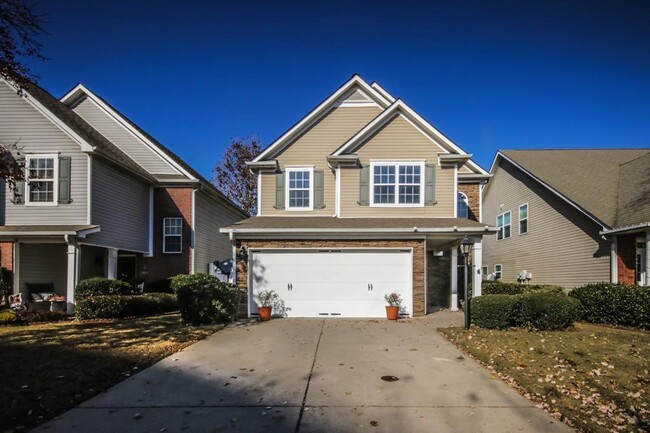 Primary Photo - 2120 Highland Gate Dr
