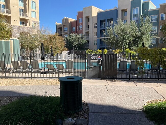 Building Photo - 38 E Serene Ave