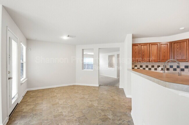 Building Photo - 526 Remington Lodge Ct