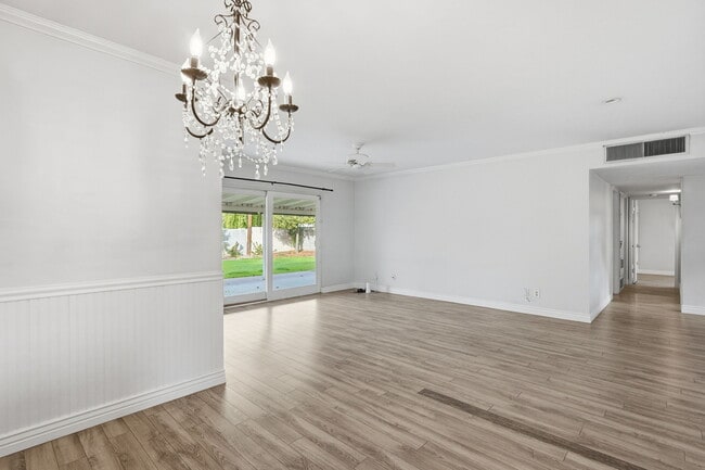 Building Photo - 4702 N 30th Pl