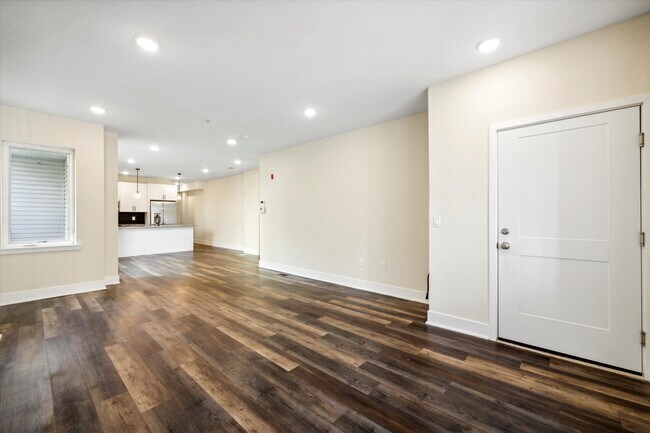 Building Photo - 1804 W Berks St