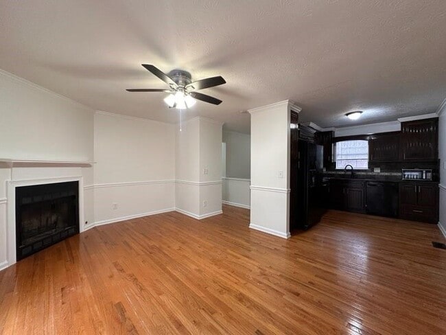 Building Photo - 10750 Plantation Bridge Dr