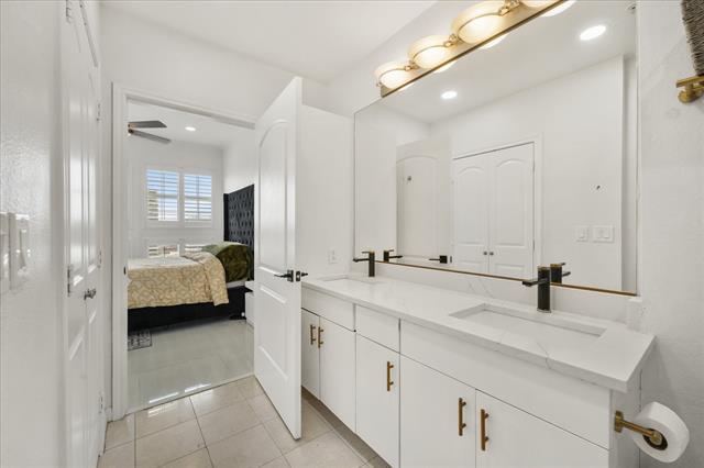 Building Photo - 3225 Turtle Creek Blvd Blvd