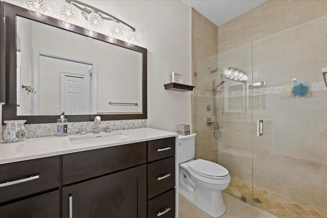 Building Photo - 8203 Calterra Dr