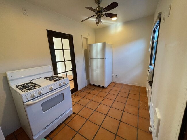 Building Photo - Park Blvd