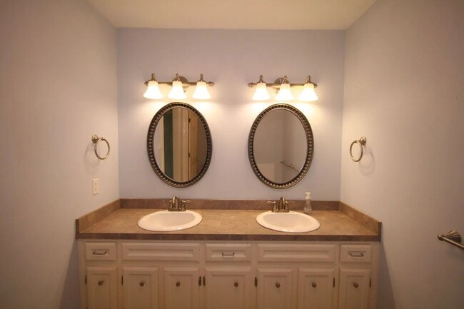 Building Photo - - WONDERFUL 2-STORY HOME IN WALNUT CREEK *SPRING CREEK SCHOOL DISTRICT* -
