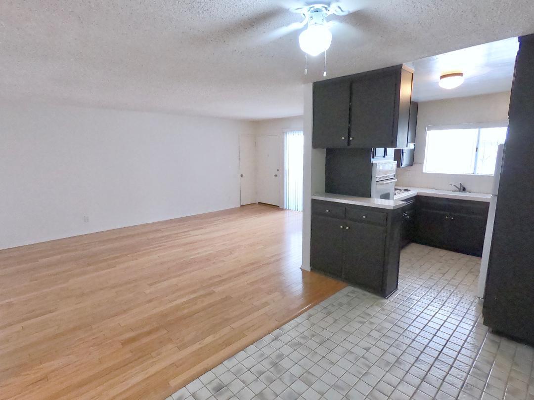 Building Photo - 1345 N Orange Dr