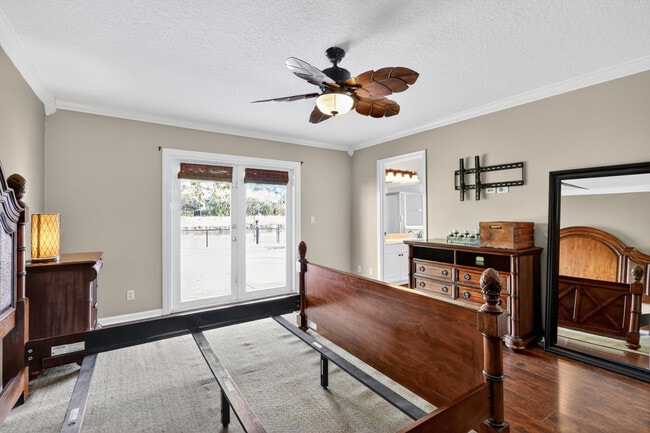 Building Photo - 151 Monterey Way