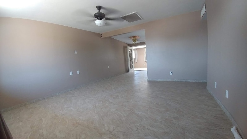 Building Photo - 3947 E Drexel Rd