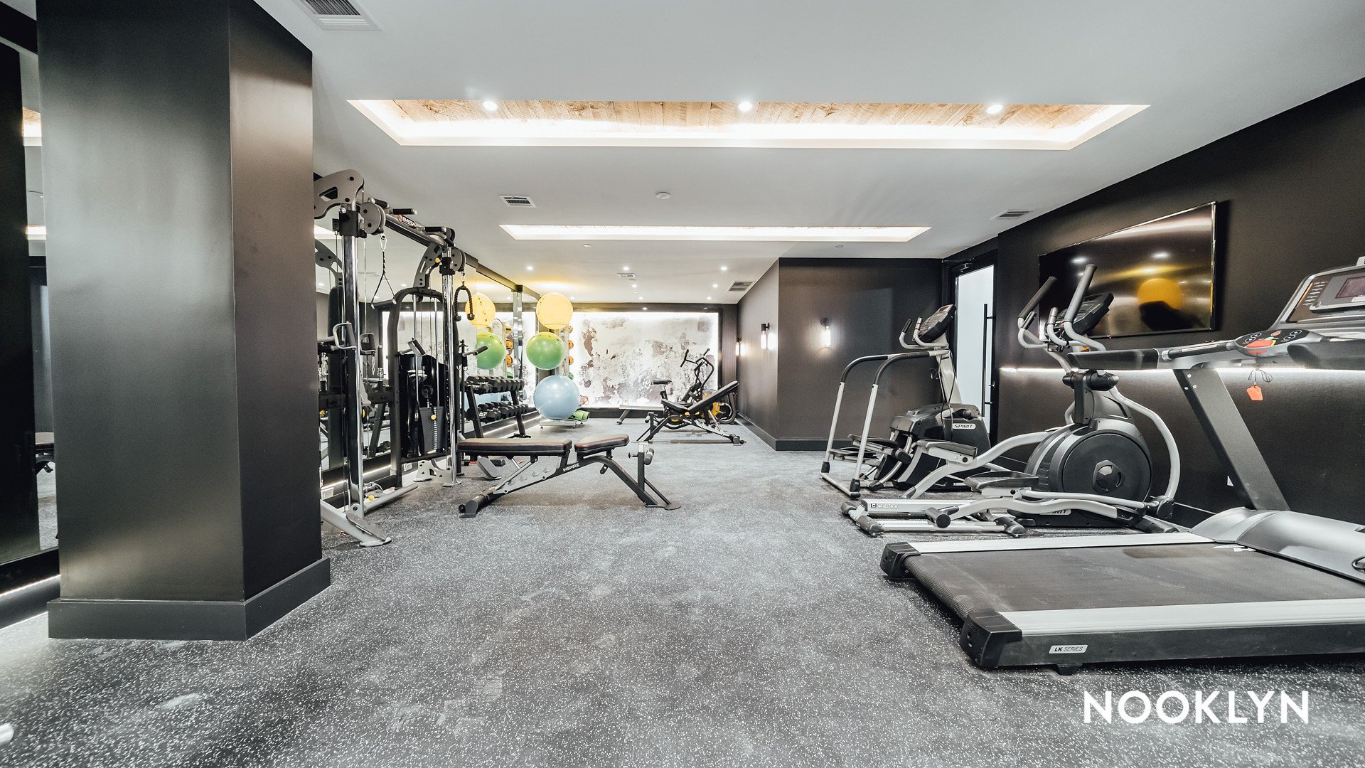 Building Photo - 1270 New York Ave