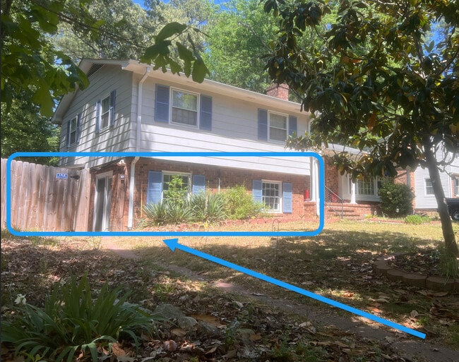 Building Photo - 1547 Fountain Ridge Rd