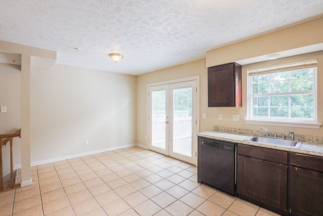Building Photo - 117 Heron Ct