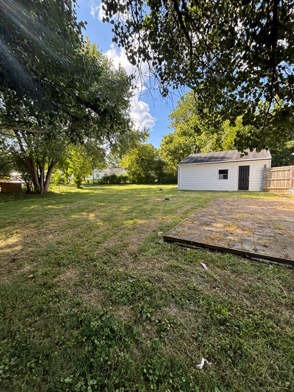 Building Photo - 2949 Laverne Dr