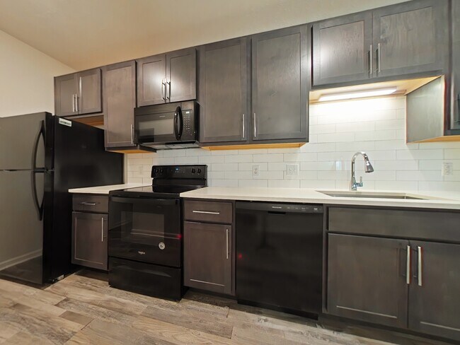 Floorplan - Emerald Lakes