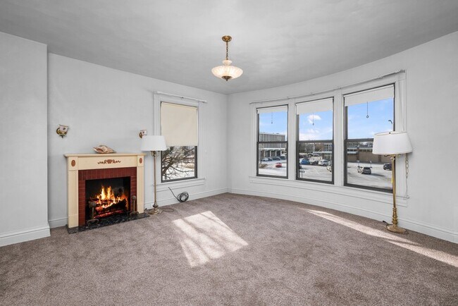 Building Photo - 1703 N Brady St