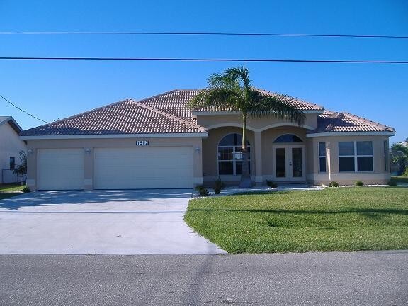 Building Photo - 1512 SE 20th St