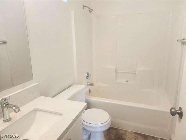 Building Photo - 216 Breezy Shore Ave