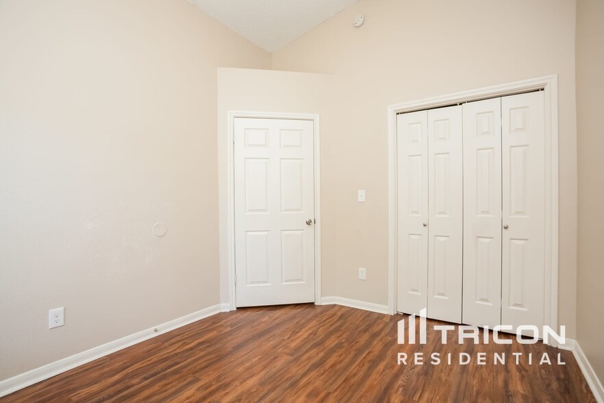 Building Photo - 3214 Kelling St