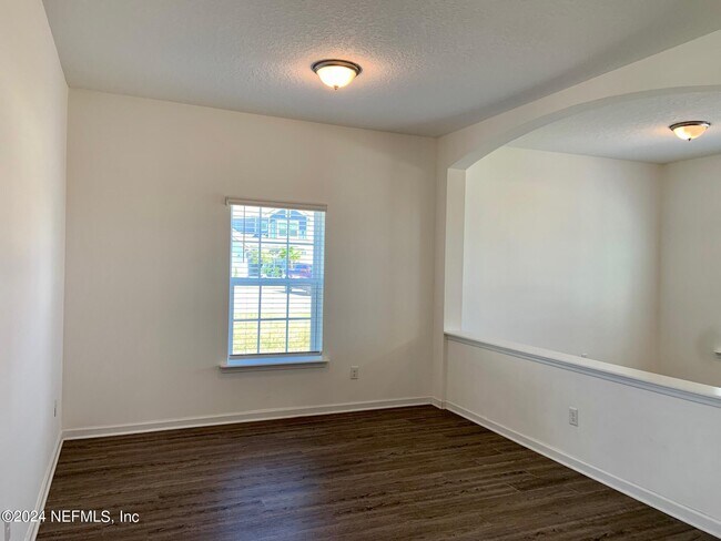 Building Photo - 810 Laurel Valley Dr