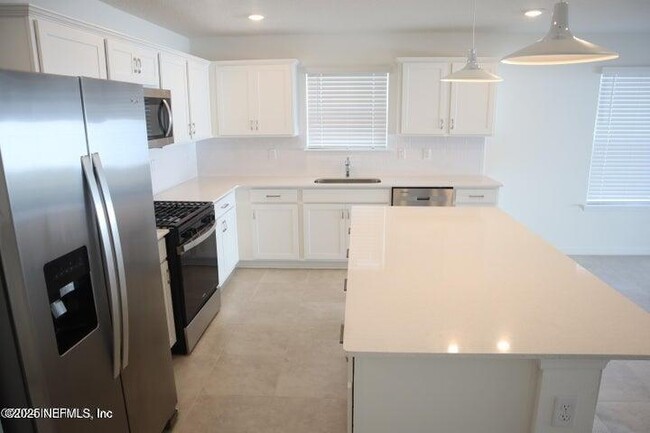 Building Photo - 5423 Bullseye Cir