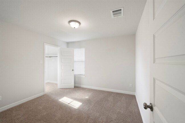 Building Photo - 2866 Terrace Grove Dr