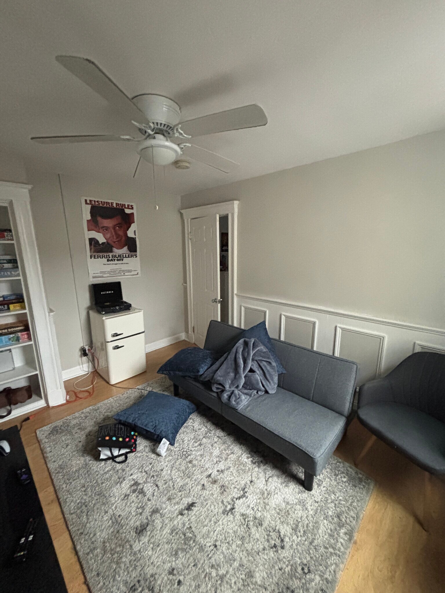 Building Photo - 220 Hanover St