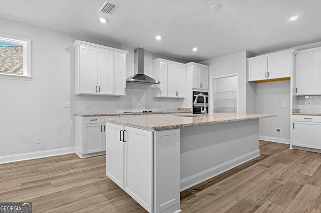 Building Photo - 267 Dendron Dr