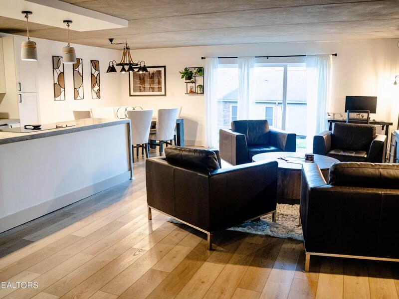 Building Photo - 542 Berlin Dr