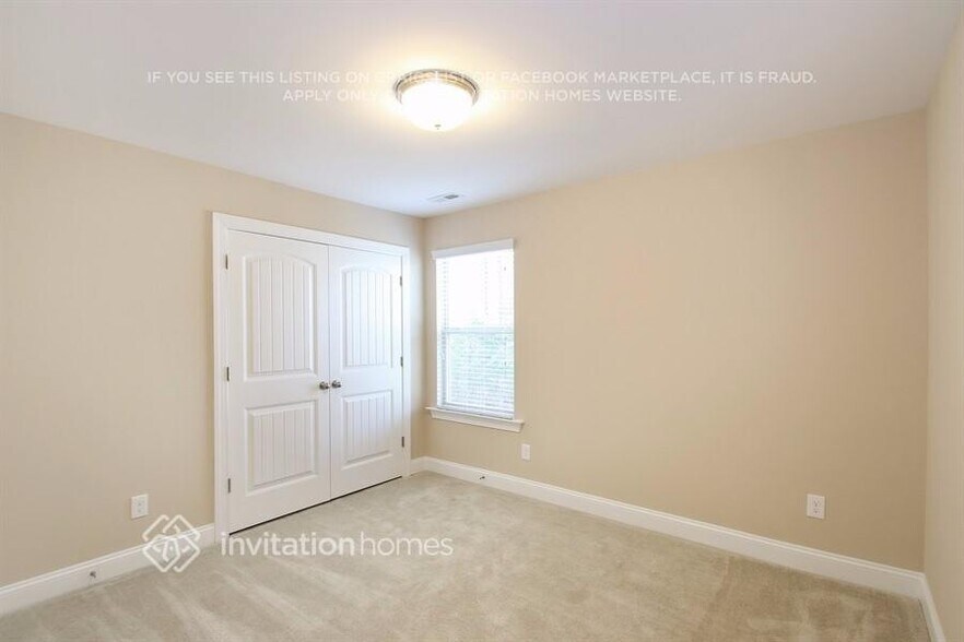 Building Photo - 84 Hemlock Green Ln