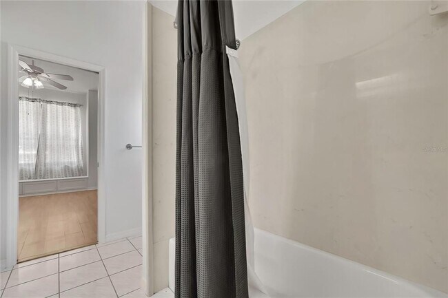 Building Photo - 18401 N 30th St