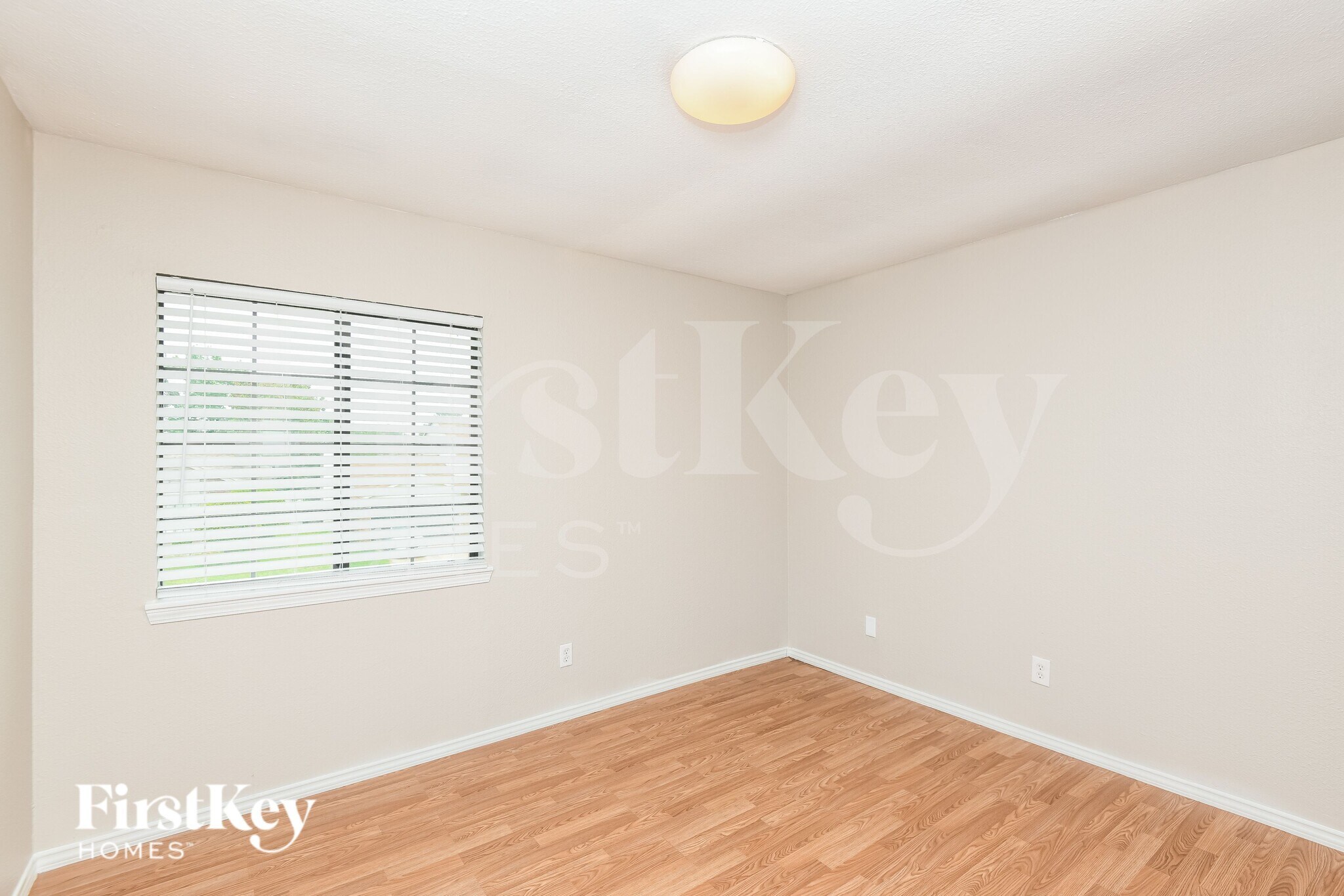 Building Photo - 7700 Castillo Rd