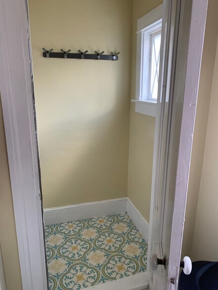 Building Photo - 39 Ohio St