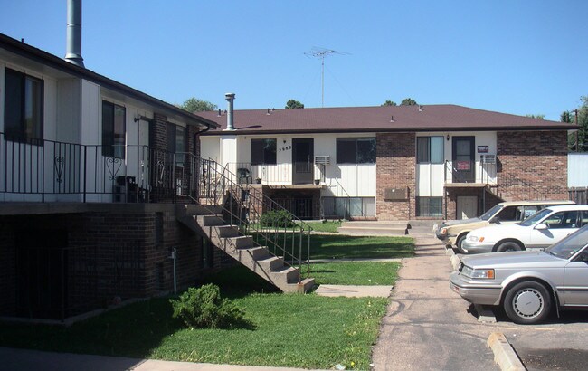 Alternate Building View #1 - 2966-2980 State Farm Rd