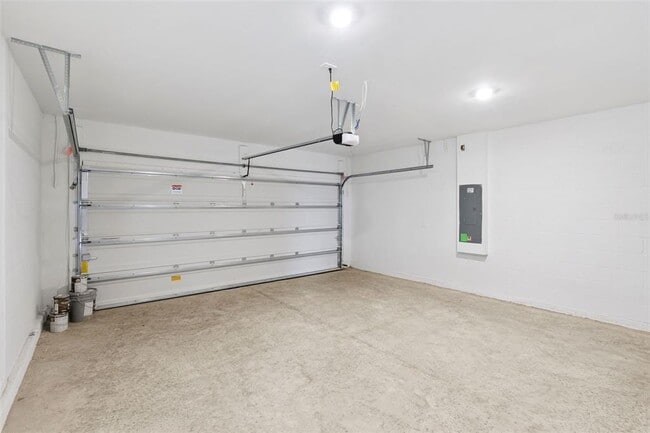 Building Photo - 7493 Capstone Dr