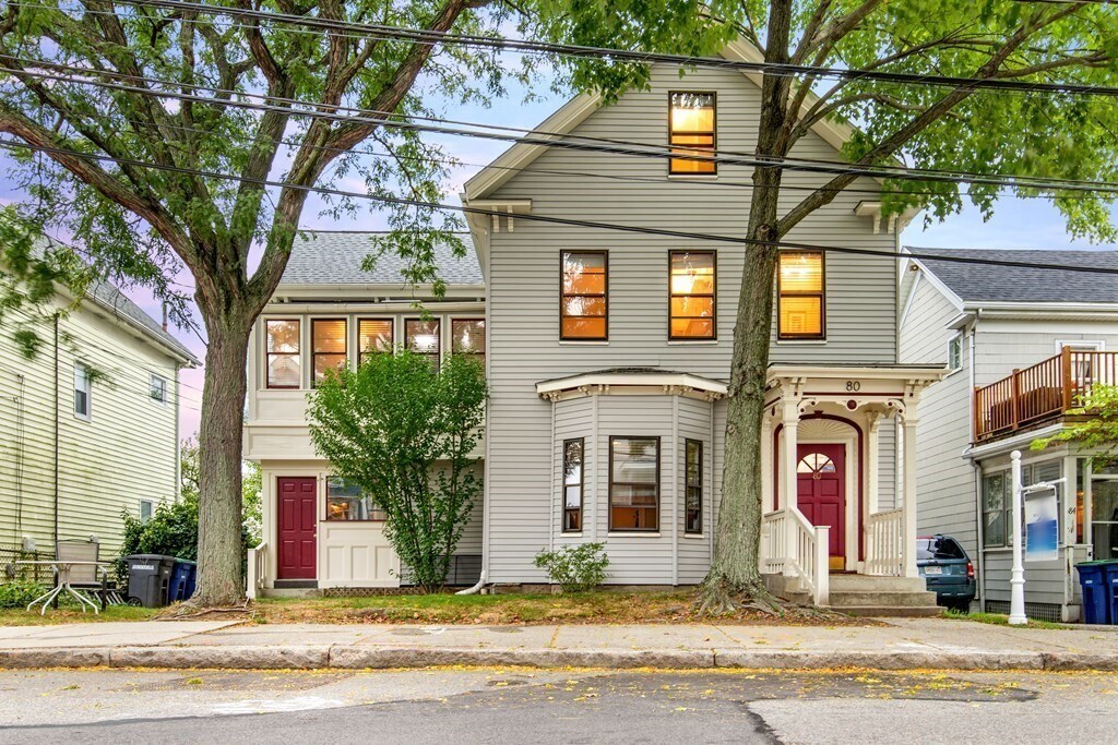 Building Photo - 80 Irving St