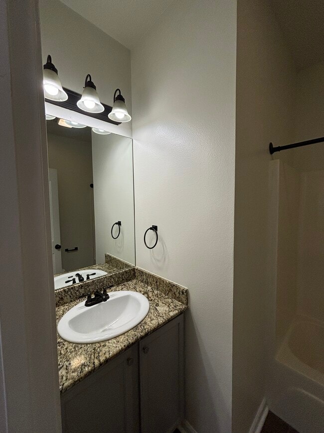 Building Photo - 408 Oak Branch Dr