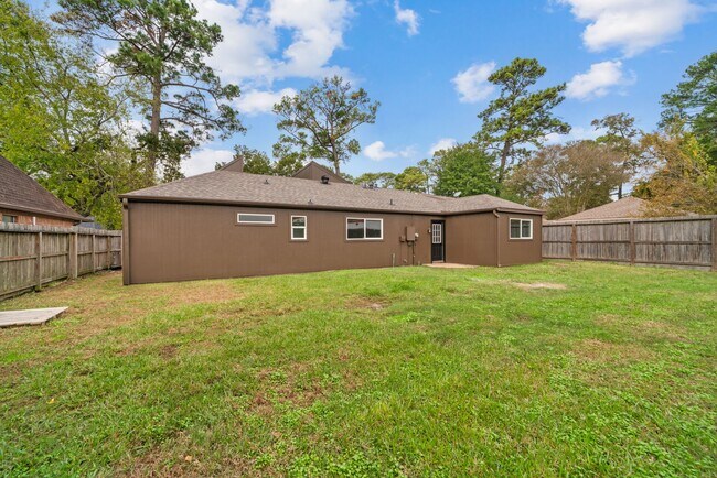 Building Photo - 15034 Rose Valley Dr