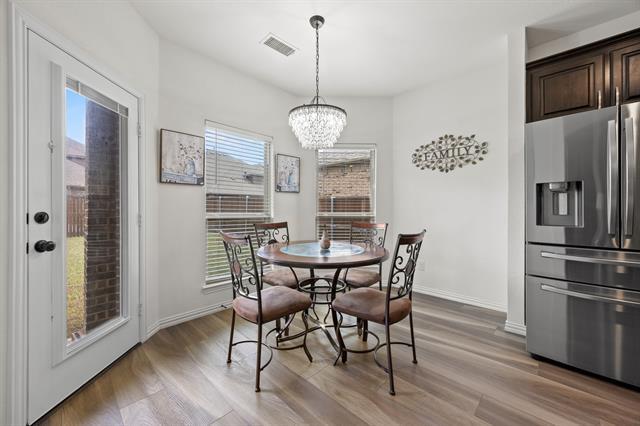 Building Photo - 1136 Chickadee Dr