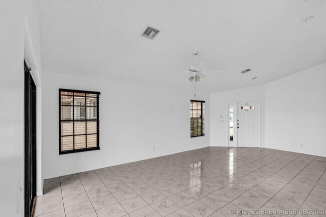 Building Photo - 12382 Pleasant Green Way