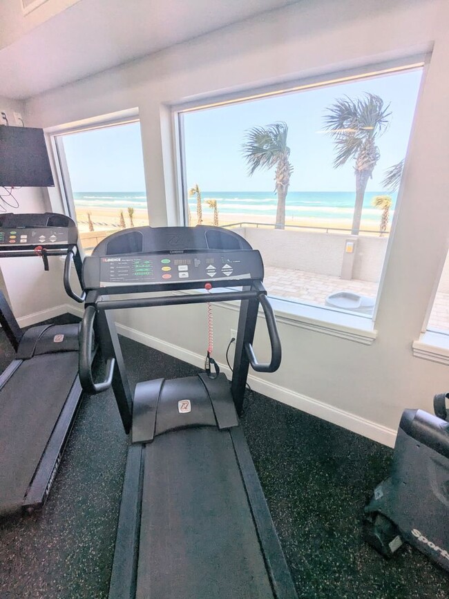 Building Photo - Ocean Front Fully Furnished