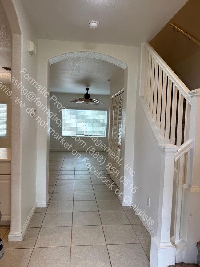 Building Photo - Awesome 3 Bedroom 2.5 Bathroom Home with 2 Car Garage in Ewa Beach - Spinnaker Place!!