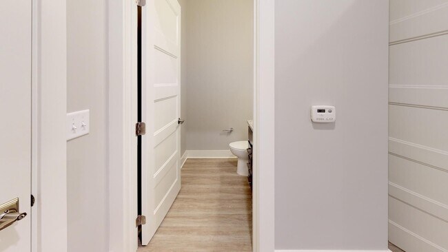 Building Photo - Lilac | Three Bedroom - no basement