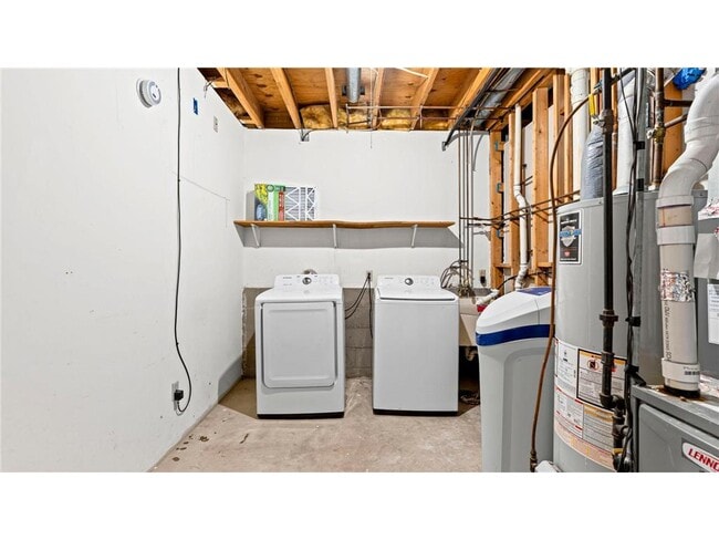 Building Photo - 11874 Jonquil St NW